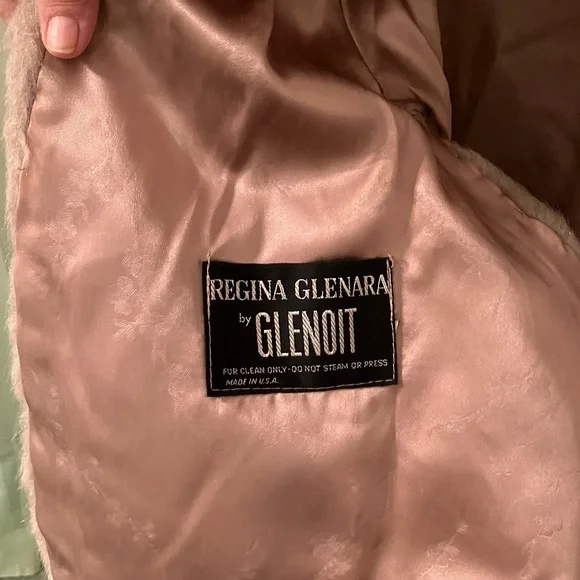 Luxurious Brown Faux Fur Coat - Picture 3 of 3